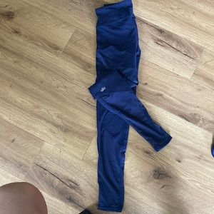 Alo yoga navy blue mesh legging